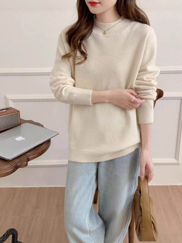 Fashionable long-sleeved girls' top